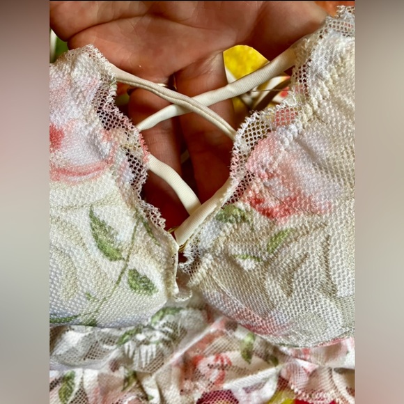 PINK Victoria’s Secret Bralette - Picture 7 of 9